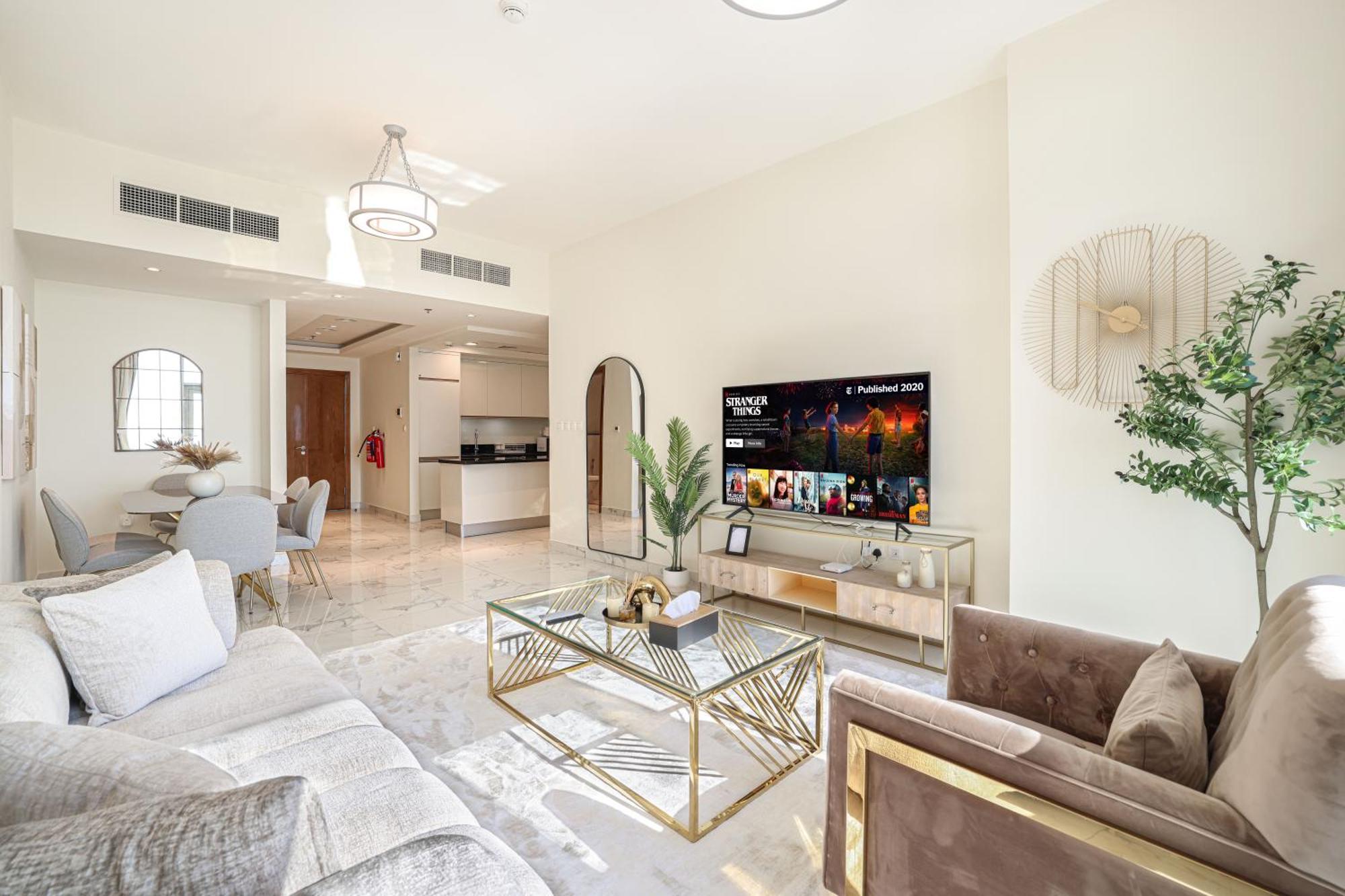 Visionary Vista: 2br Al Habtoor Appartement Dubaï