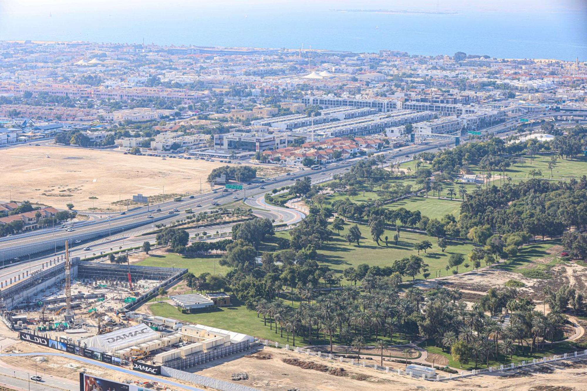 Visionary Vista: 2br Al Habtoor Appartement